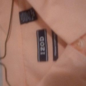 NWT Izod Men's Button Down Shirt.